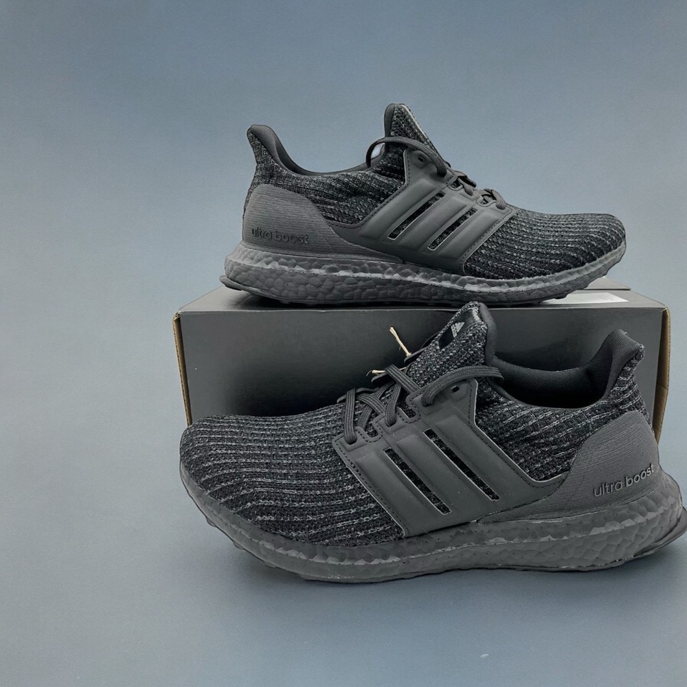 Adidas Ultraboost 4.0 DNA Tripe Black Blackout Running Core Unisex - Picture 2 of 7